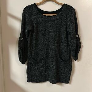 Lowrys farm sweater with front pockets